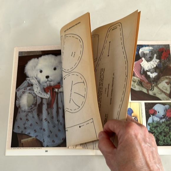 LOT 2 Teddy Bear BOOKS Making Bears Wardrobe Patterns Nancy Southerland-Holmes🧸 - Picture 7 of 16